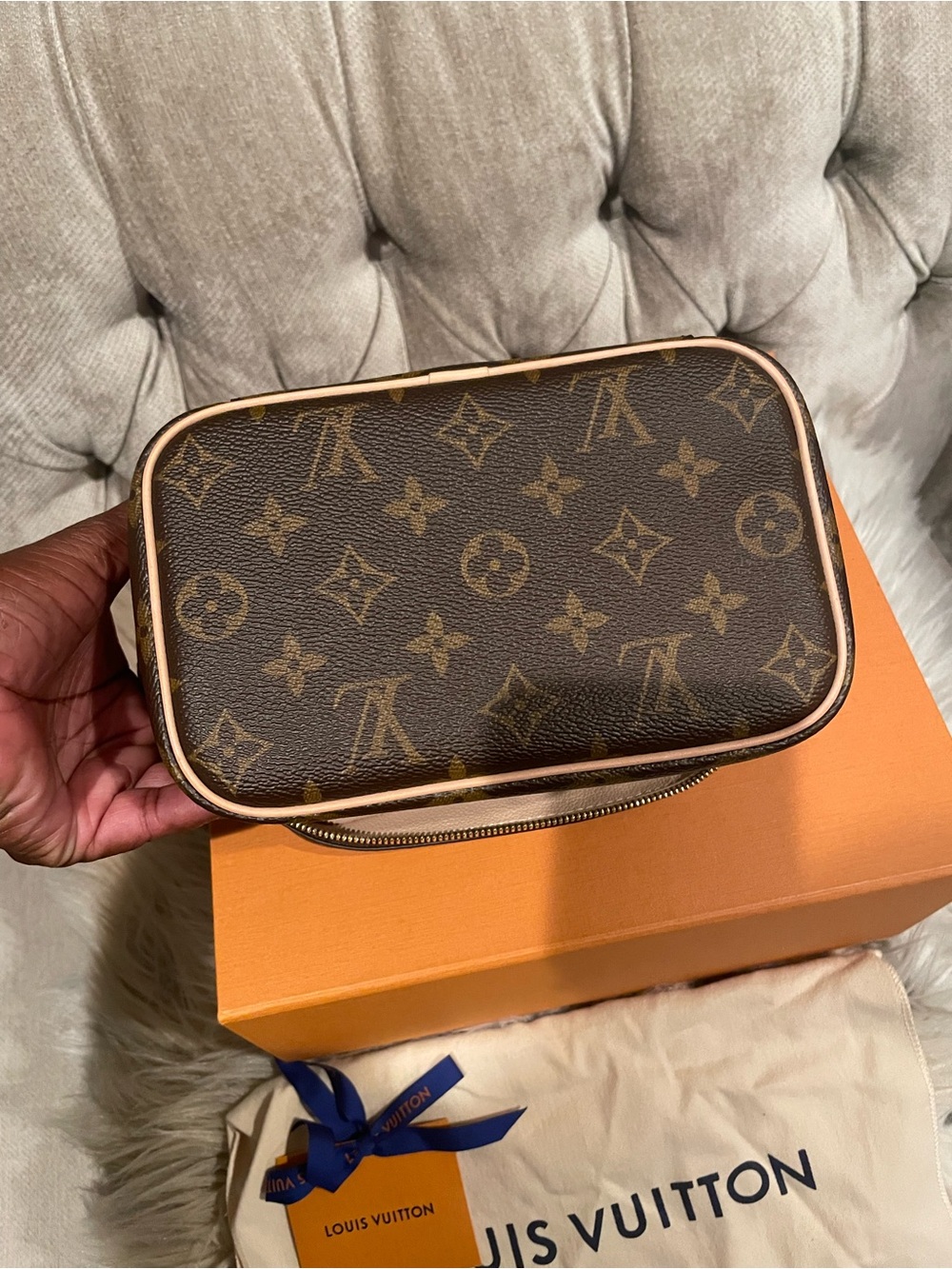 Louis Vuitton Brown Monogram Vanity Case with Tan Trim NICE MINI - Picture 2 of 4